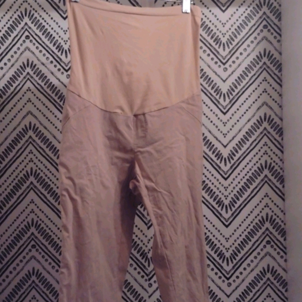 Tan maternity dress pants size small. Motherhood.
